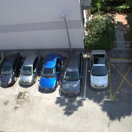 Studio Apartman Tirkiz Zágráb Kültér fotó
