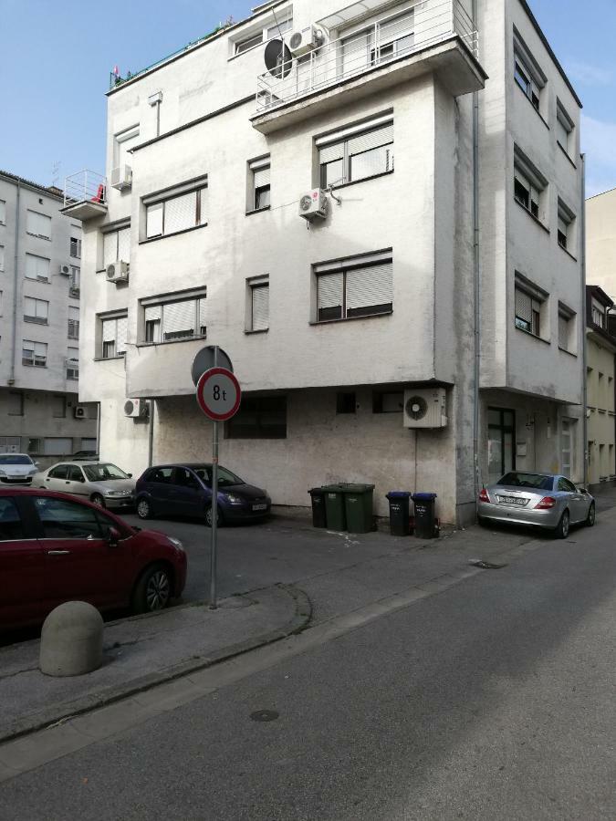 Studio Apartman Tirkiz Zágráb Kültér fotó